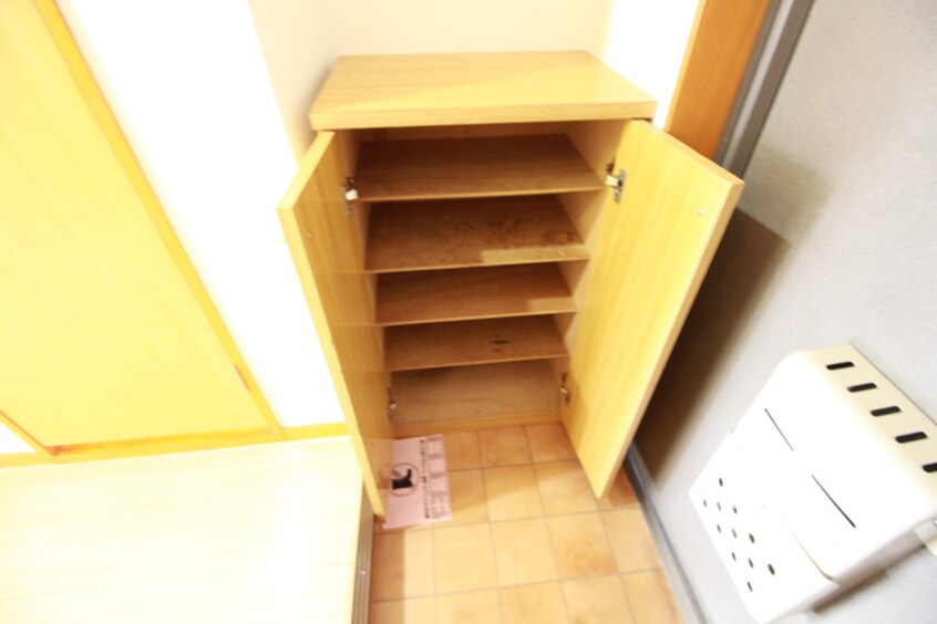 靴箱 セントラルハイツ滝川