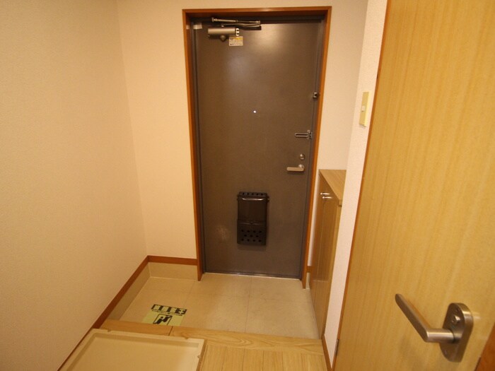 玄関 セントラルハイツ滝川