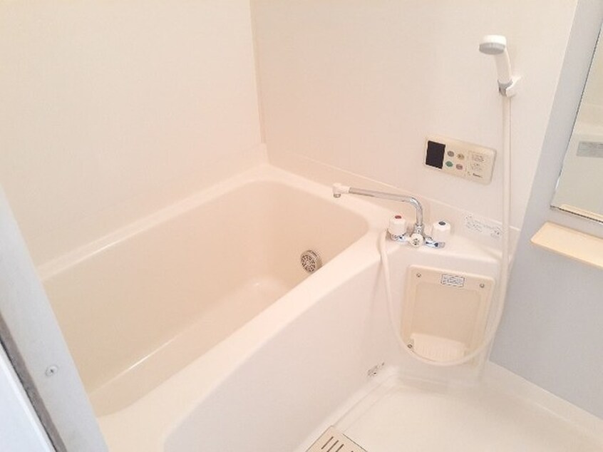 バス／シャワールーム等 クローバースクエアー