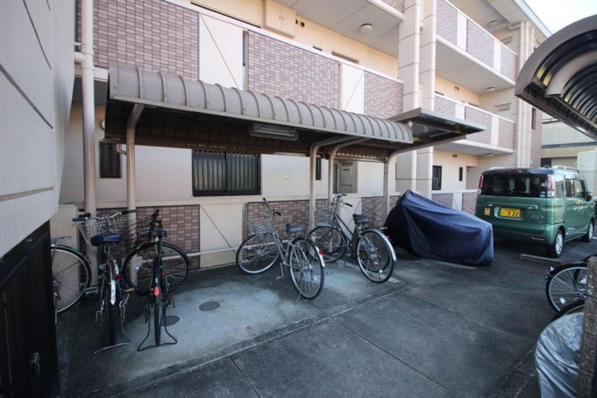 駐輪場 ソレアードパラシオン