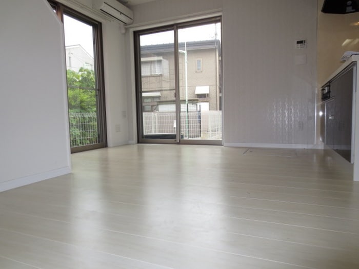 居室 メゾンド杉村