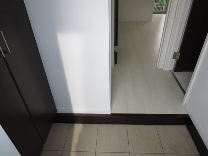 玄関 メゾンド杉村