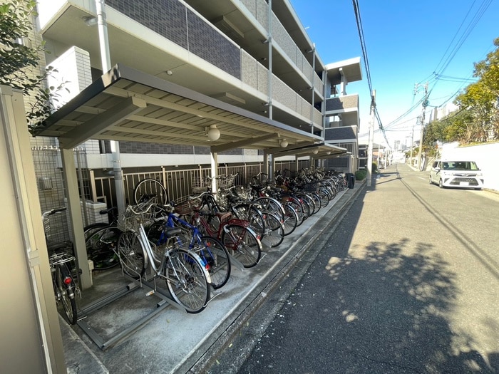 駐輪場 ﾙ･ﾚｰｳﾞ向山Ⅱ