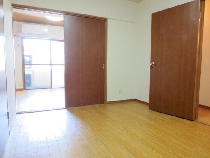 居室 コ－ポ梅よし