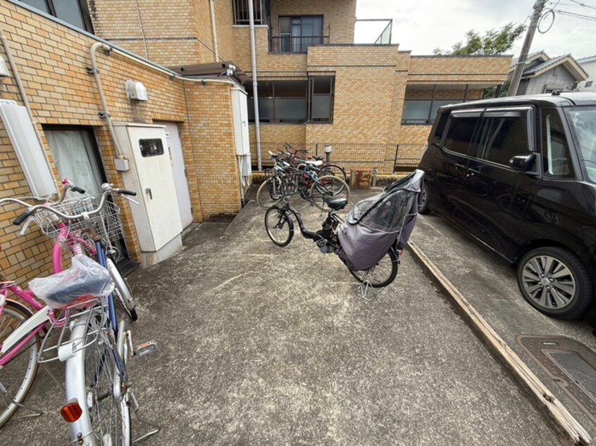 駐輪場 ダイアパレス喜多山（203）