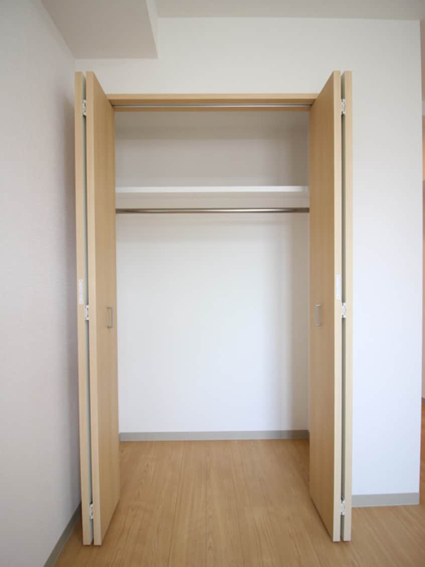 収納 リナージュ佐古前