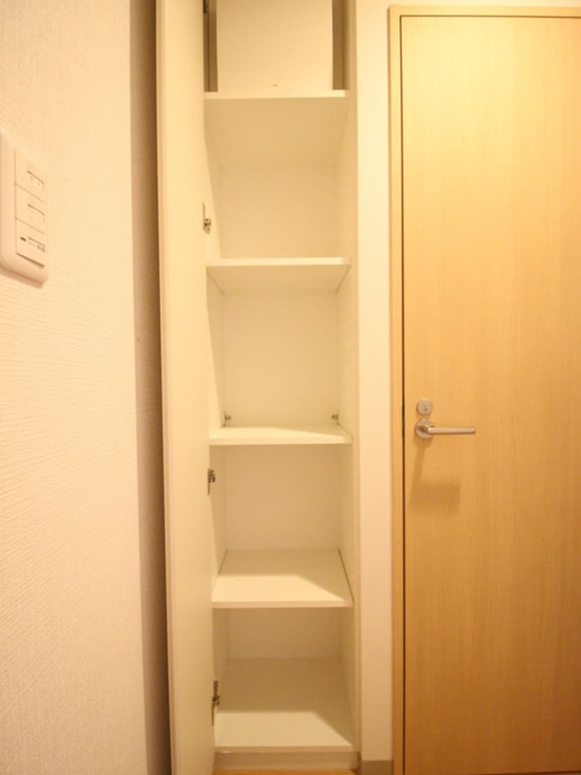 靴箱 リナージュ佐古前