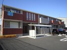 バロン・栗島の外観