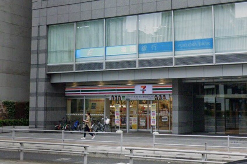 セブンイレブン(コンビニ)まで1355m 宮地ハイツ