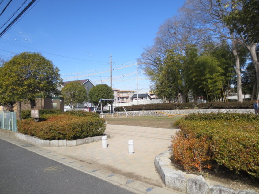 国衙公園(公園)まで200m レインボ－櫻井Ｂ棟