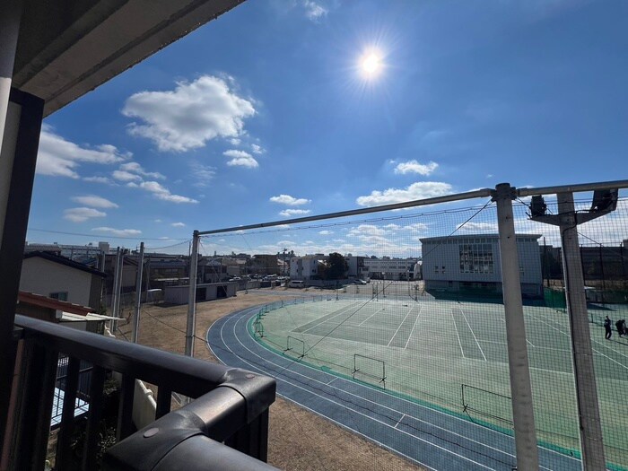 室内からの展望 プリマド－ル萱場