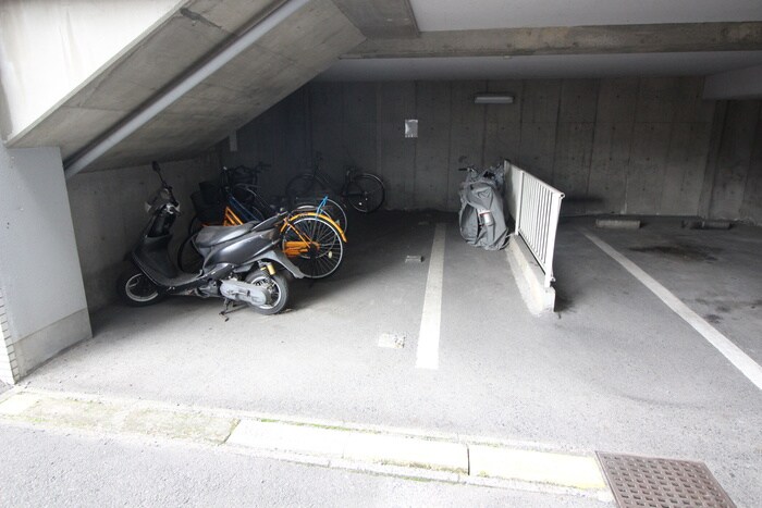 駐輪場 フル－ヴェ１番館