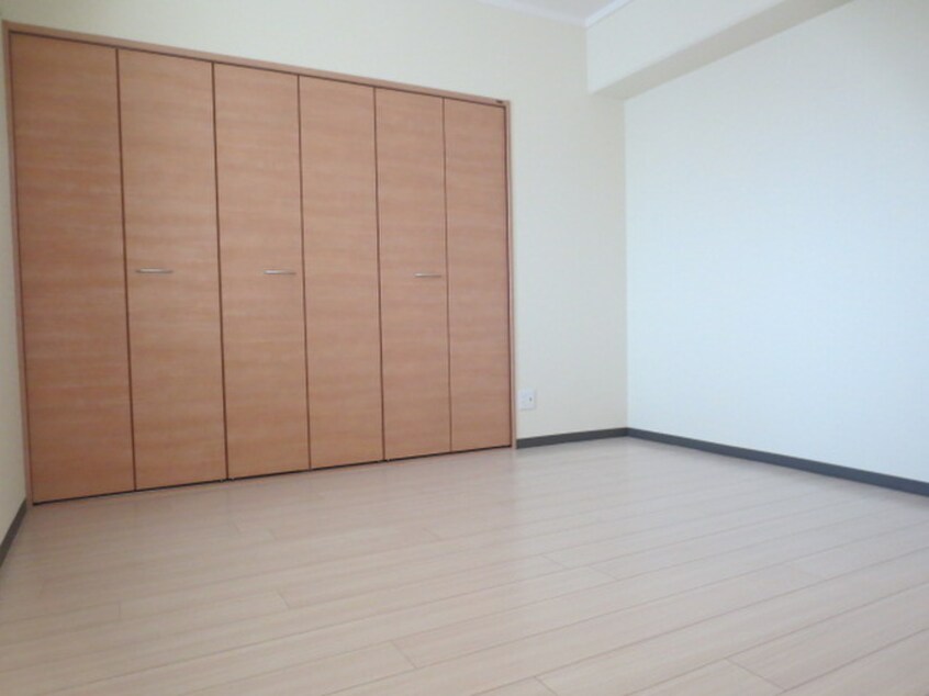 居室 フル－ヴェ１番館