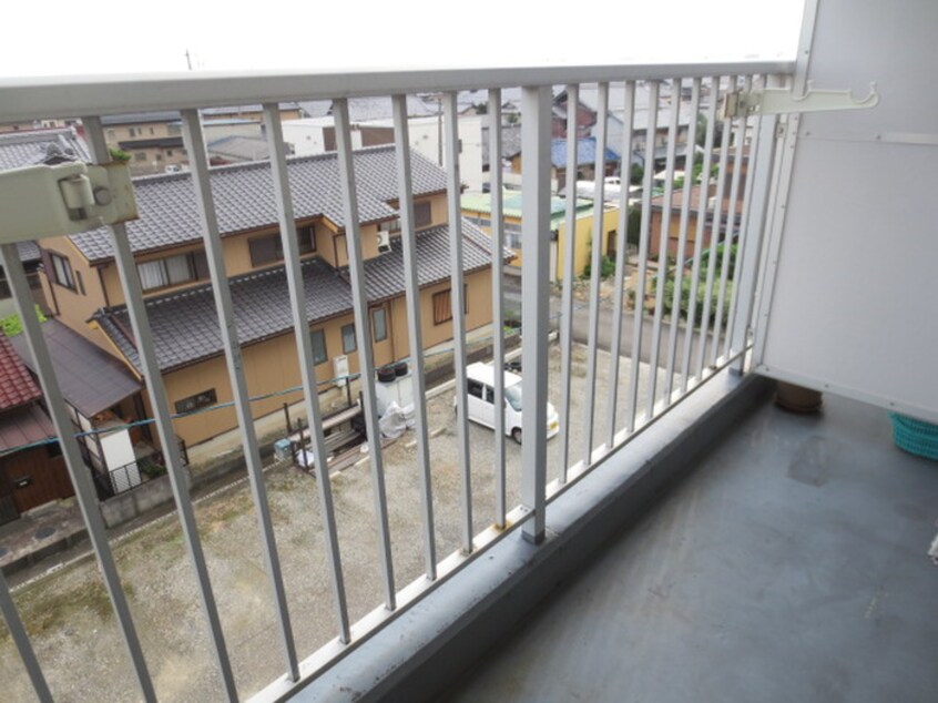 ベランダ・バルコニー フル－ヴェ１番館