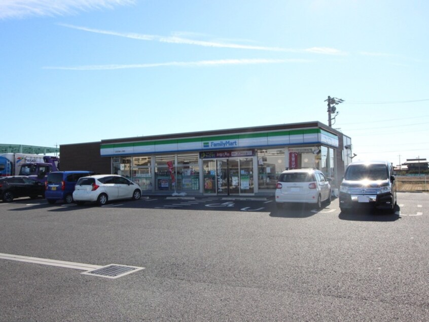 ファミリーマート(コンビニ)まで450m フル－ヴェ１番館