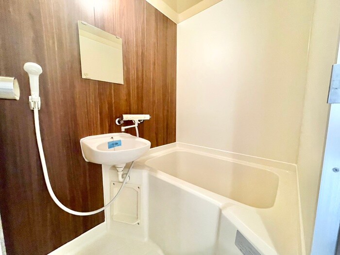 バス／シャワールーム等 PENOTO杁中