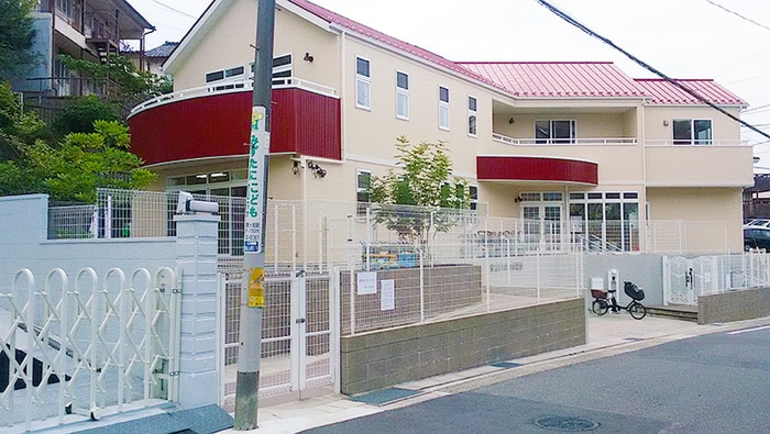 東山いずみ保育園(幼稚園/保育園)まで210m 園山ｽﾘ-ﾊｳｽABC棟