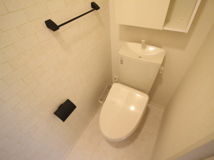 トイレ Ｄ－ｒｏｏｍ黄金