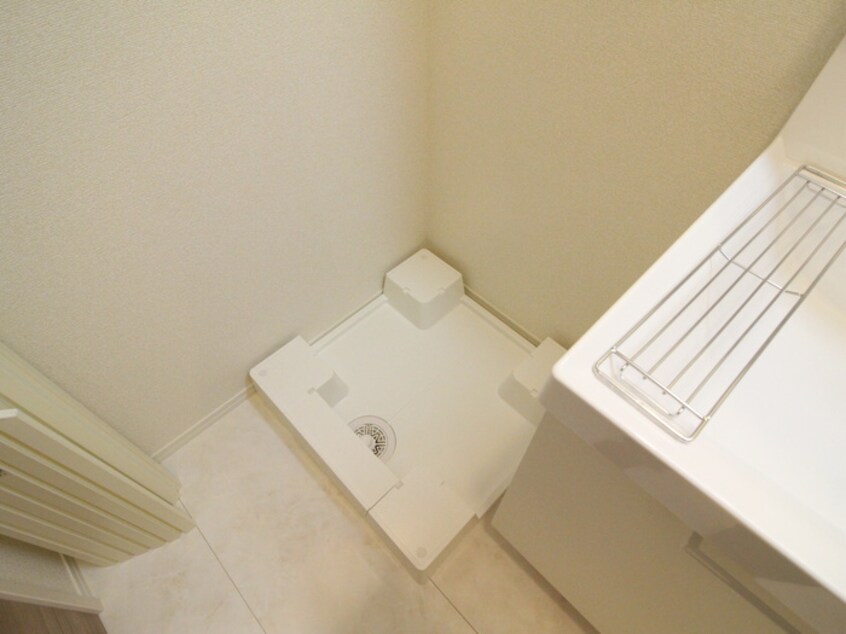 洗濯機置場 Ｄ－ｒｏｏｍ黄金