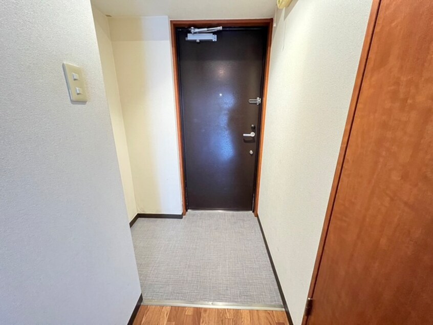 玄関 グリーンパレス東大曽根