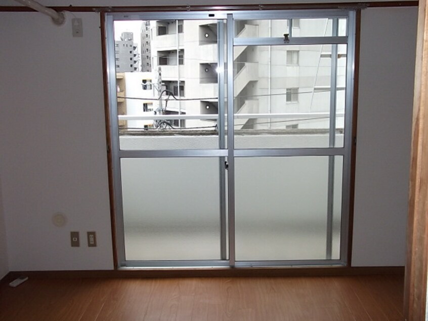 居室 明治第９ﾋﾞﾙ