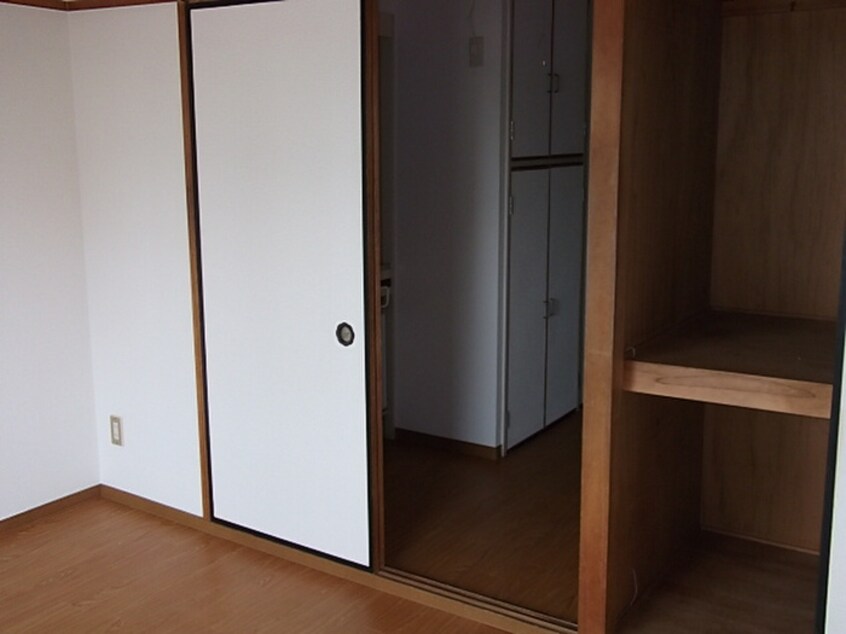 居室 明治第９ﾋﾞﾙ