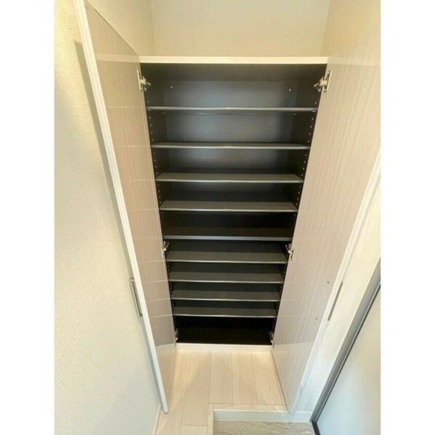 靴箱 エスポワール中村