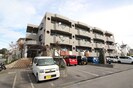 ﾘｳﾞﾗｽMの外観