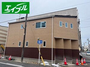 昭和区曙町貸家