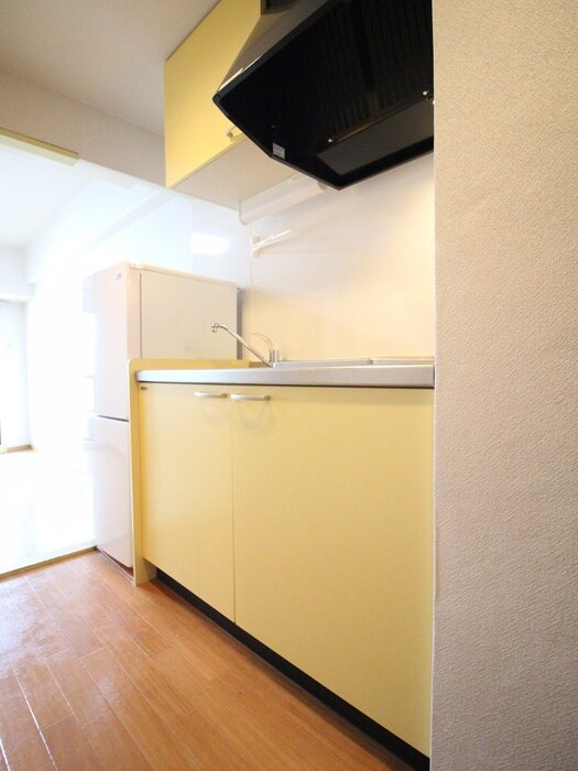 キッチン シャンブル７２