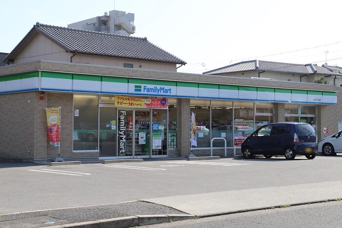 ファミリーマート大杉3丁目店(コンビニ)まで400m ハーモニーテラス大杉町