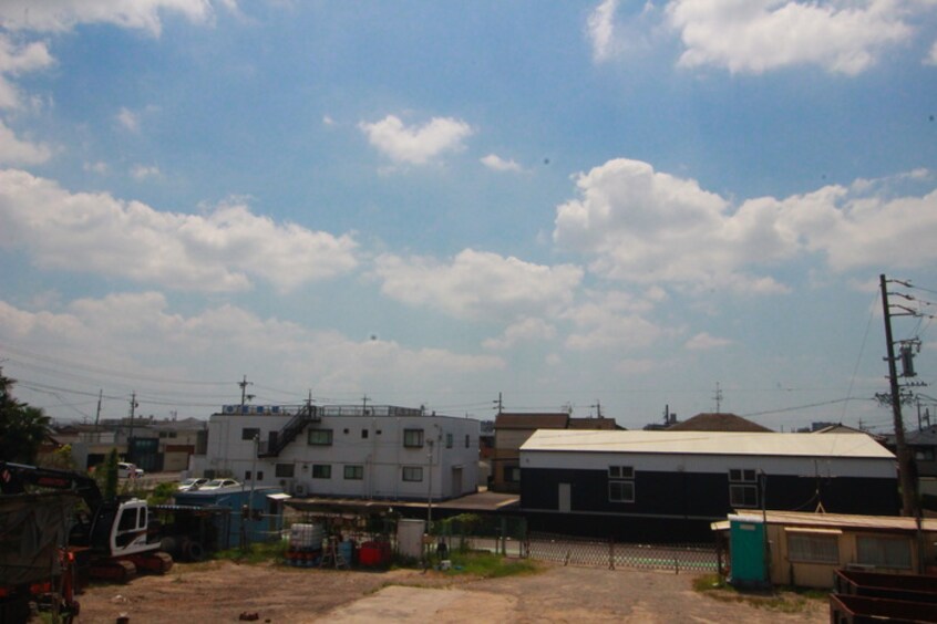 室内からの展望 アベニール十六田