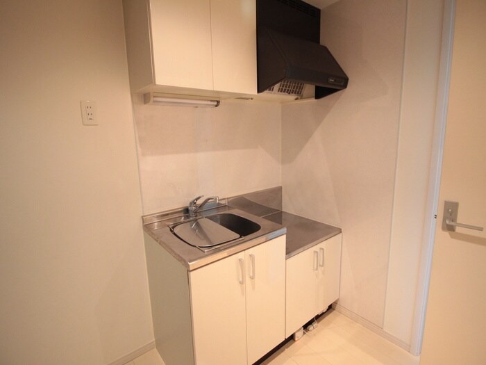 キッチン クレフラスト鳥神町