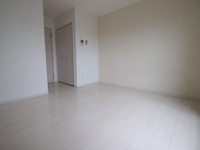 居室 クレフラスト鳥神町