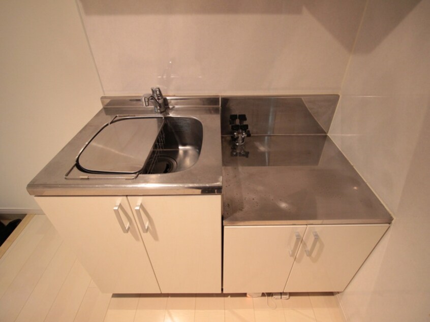 キッチン クレフラスト鳥神町