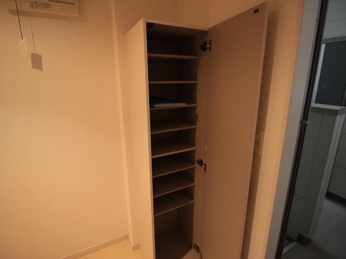 靴箱 クレフラスト鳥神町