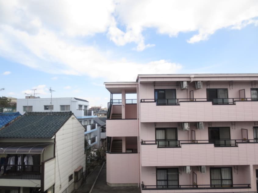 室内からの展望 はなぶさビル