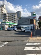 ファミリーマート(コンビニ)まで734m ストーク若水