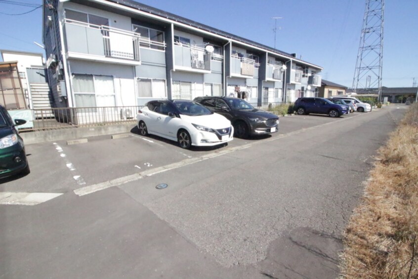駐車場 アーバン布袋