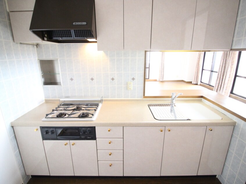 キッチン ﾊﾞﾝﾍﾞｰﾙｸﾞﾗﾝ山手弐番館(1304)