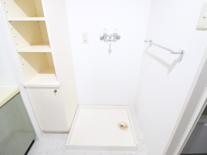 洗濯機置場 ﾊﾞﾝﾍﾞｰﾙｸﾞﾗﾝ山手弐番館(1304)