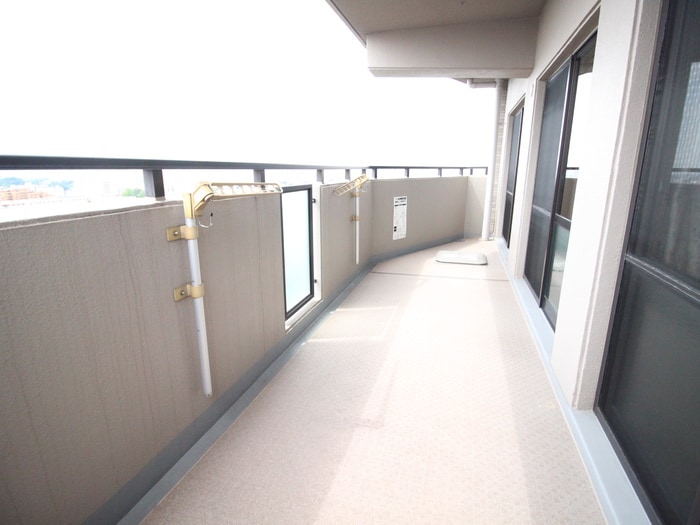 ベランダ・バルコニー ﾊﾞﾝﾍﾞｰﾙｸﾞﾗﾝ山手弐番館(1304)