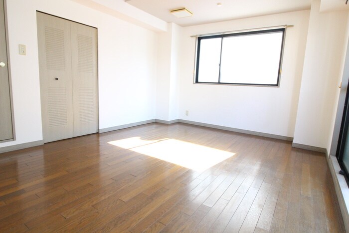 居室 パルナス本町通