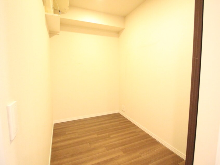 収納 THE　SAKAE　RESIDENCE（403）