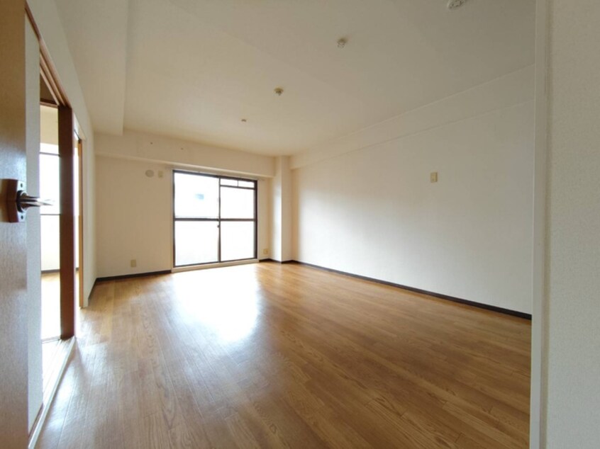 居室 レジデンス高岳