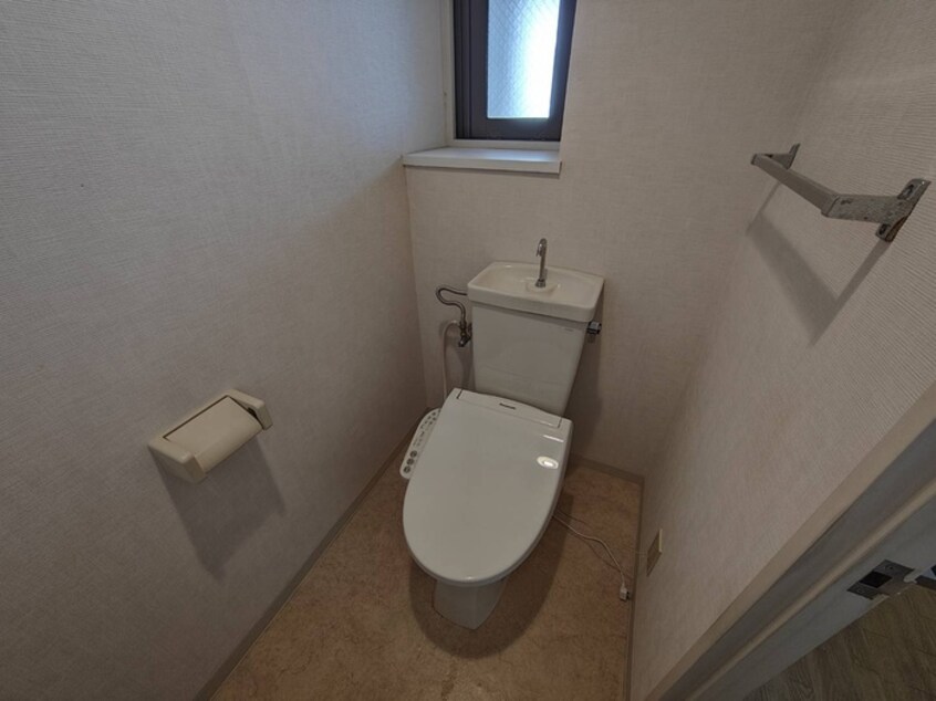 トイレ レジデンス高岳