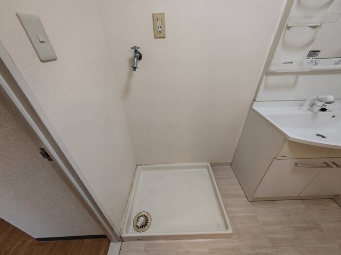 洗濯機置場 レジデンス高岳