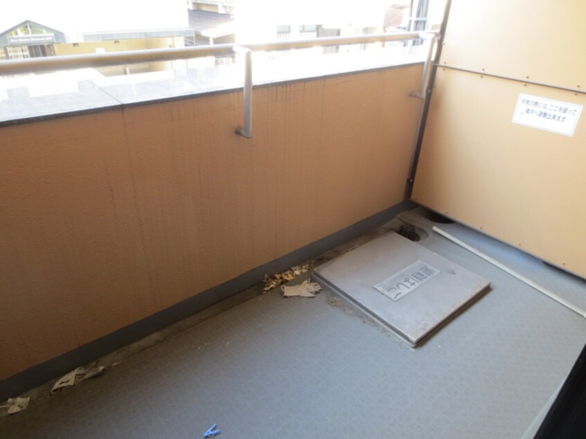 ベランダ・バルコニー ﾗｲｵﾝｽﾞﾏﾝｼｮﾝ丸の内第6（202）