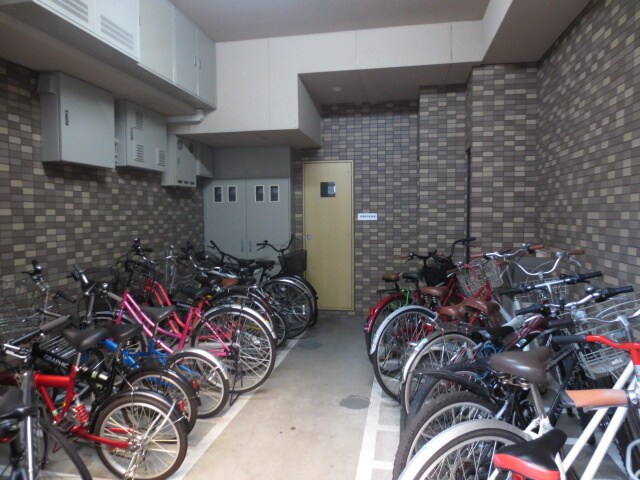 駐輪場 桜マンション２