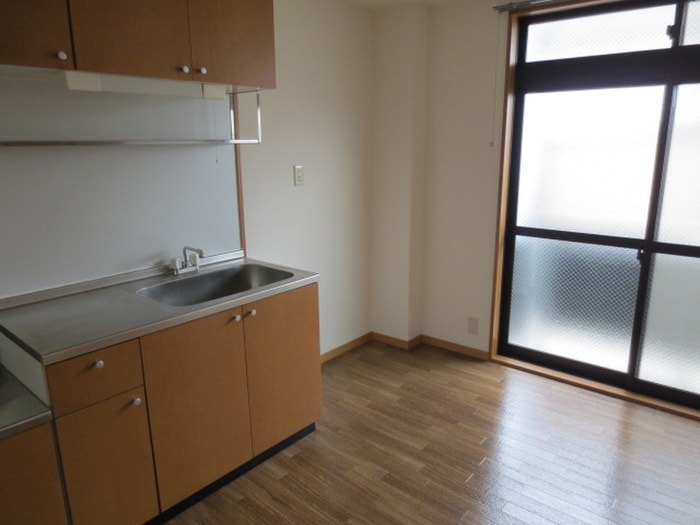 キッチン ドミ－ルかみの